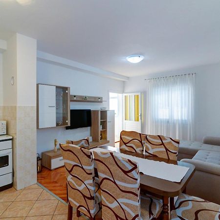 Apartment Marta Senj  Luaran gambar