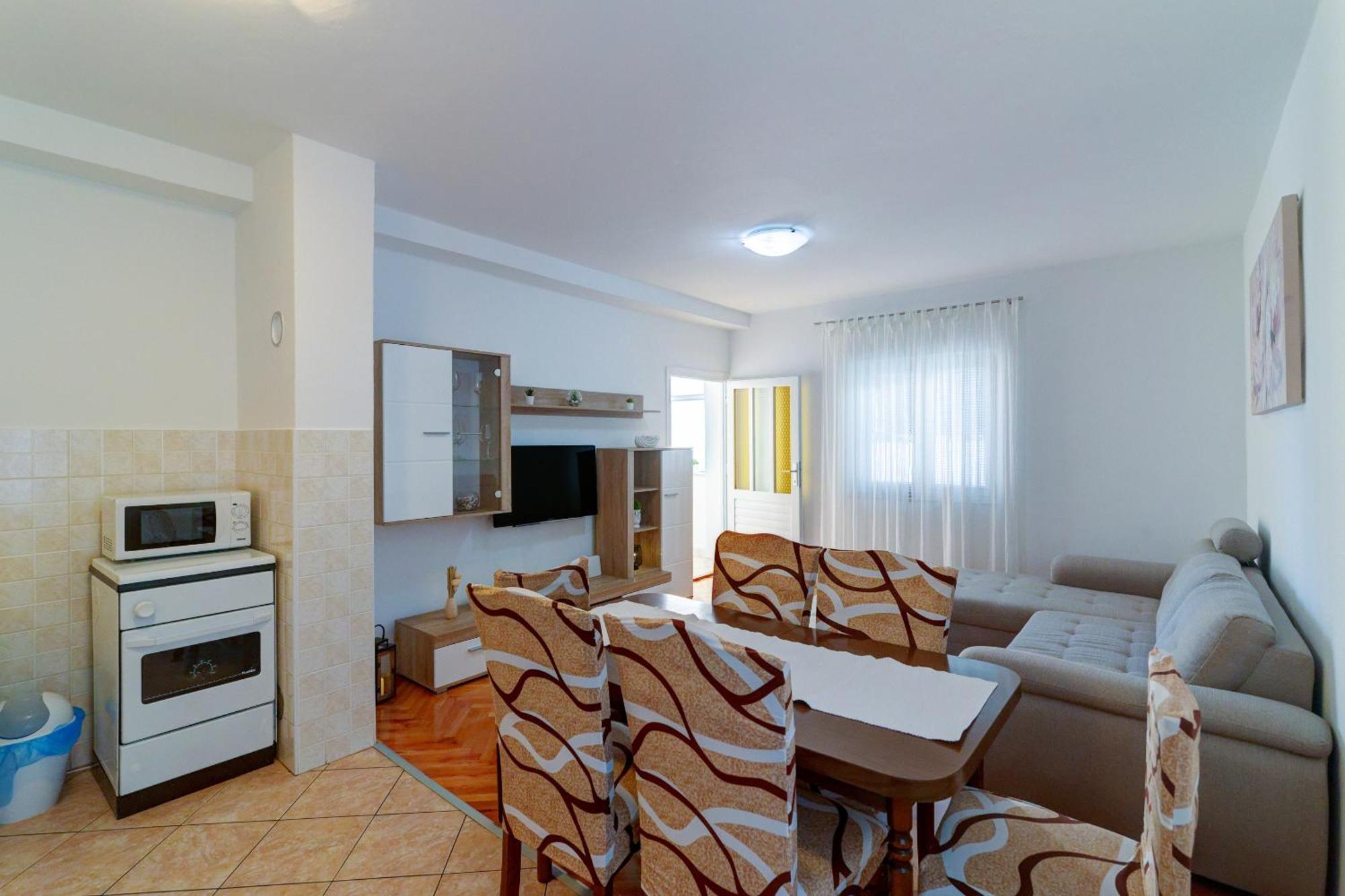 Apartment Marta Senj  Luaran gambar